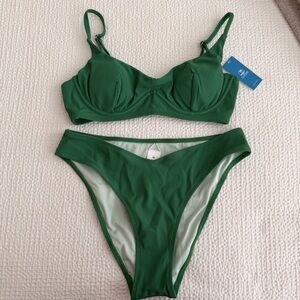 Cupshe Underwire Bikini